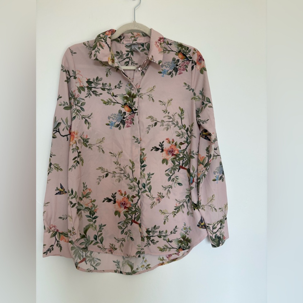 H&M Floral blush Pink Women's button down blouse top shirt size 6